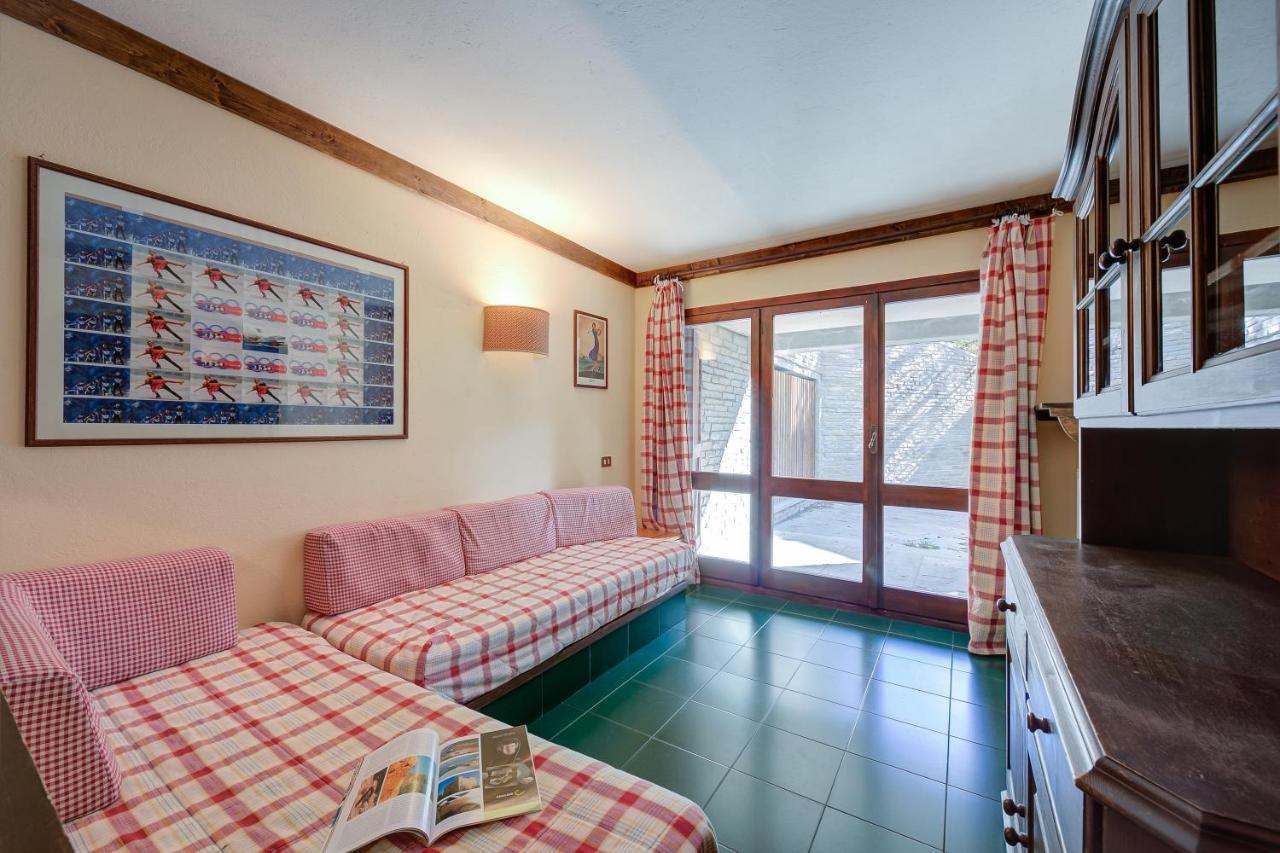 Grange Hike & Ski Sestriere Apartments מראה חיצוני תמונה