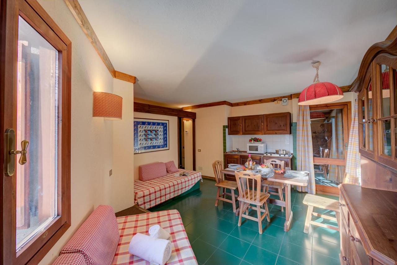 Grange Hike & Ski Sestriere Apartments מראה חיצוני תמונה