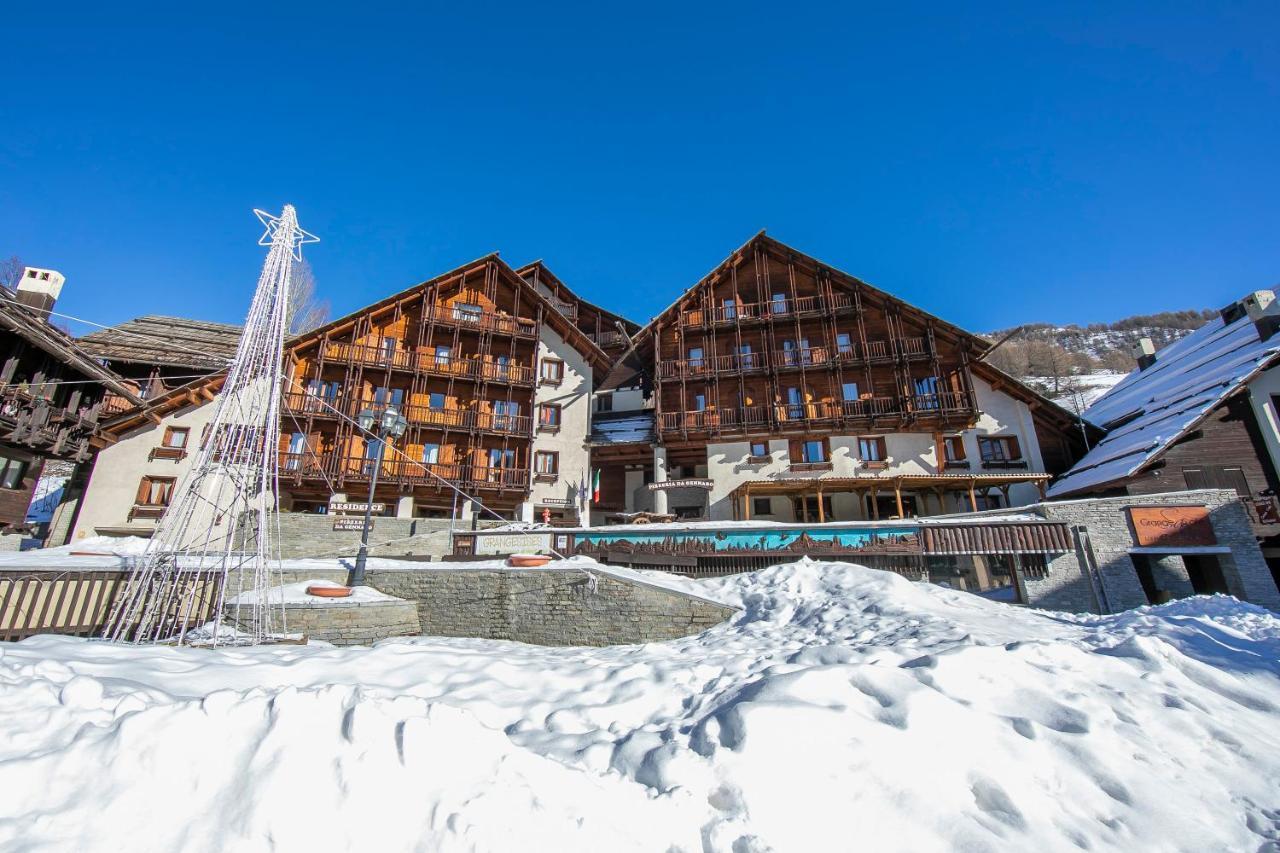Grange Hike & Ski Sestriere Apartments מראה חיצוני תמונה