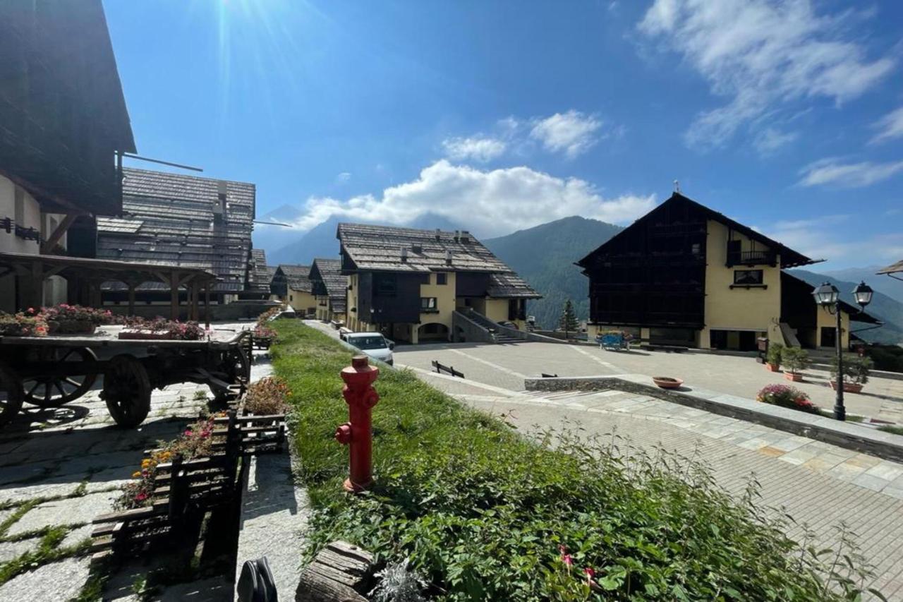 Grange Hike & Ski Sestriere Apartments מראה חיצוני תמונה
