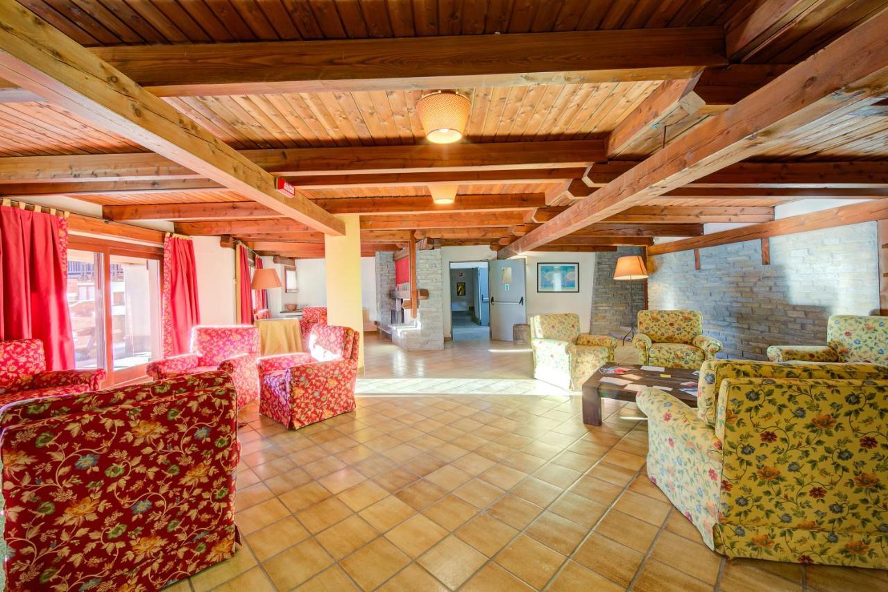 Grange Hike & Ski Sestriere Apartments מראה חיצוני תמונה