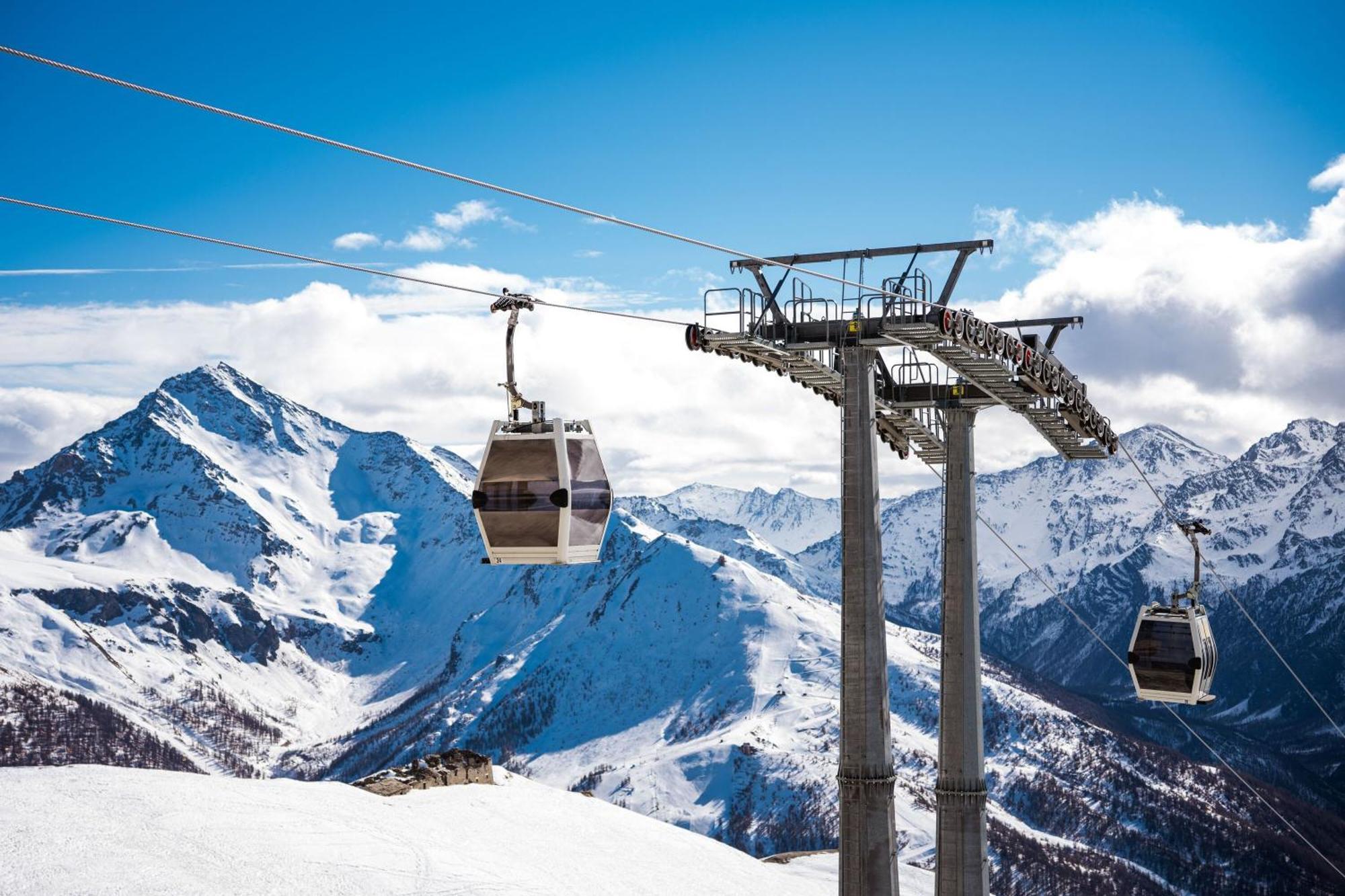 Grange Hike & Ski Sestriere Apartments מראה חיצוני תמונה
